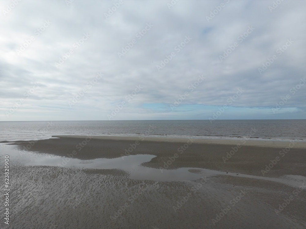 Fototapeta premium drone plage hardelot et ville