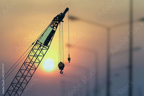 the hook block of the mobile crane and slinging that inspector inspected before starting work, the main construction built is heavy equipment.