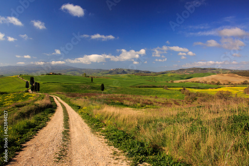 Panorama in Val d'Orcia a Siena. Set drl film Il Gladiatore. Alba con Paesaggio della campagna in Toscana photo