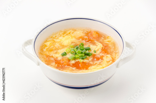 Obraz na płótnie トマトとたまごのふわふわ中華スープ w salonie