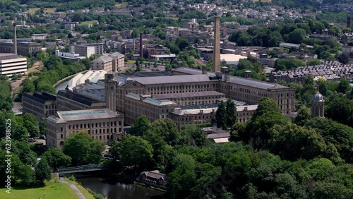 Saltaire, Bradford, West Yorkshire, UK, 15 03 2023.
Aerial View of Salts Mill a Unesco site and the surrounding area of Saltaire and Shipley, West Yorkshire, UK, 15 June 2023