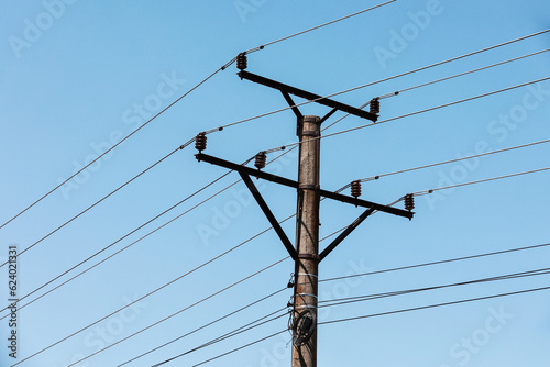 Electric energy transport system. Electric current network.
