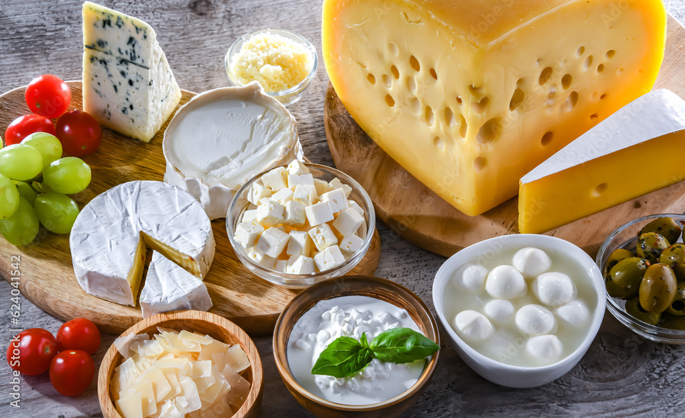 Composition with a variety of dairy products Composition with a variety of dairy products