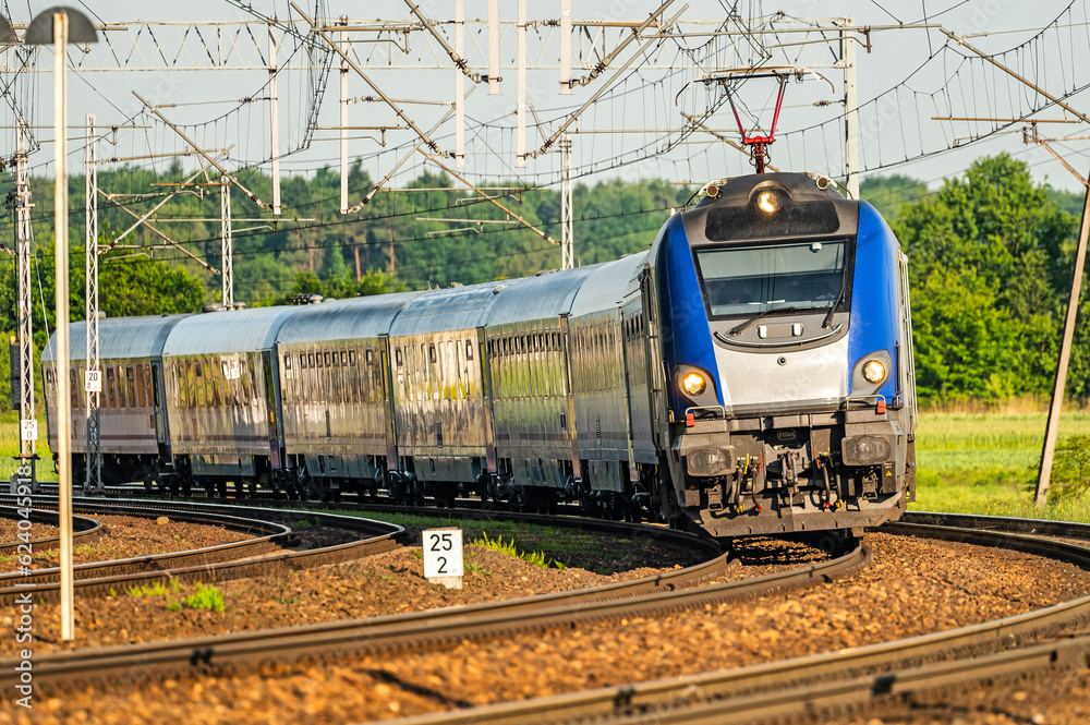 Obraz premium Passenger train.