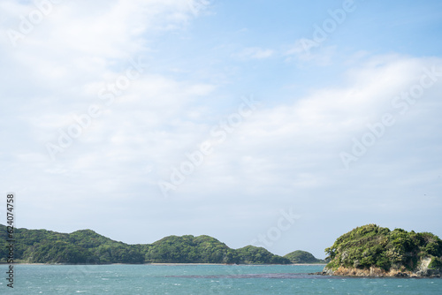 Fototapeta Naklejka Na Ścianę i Meble -  小島と海