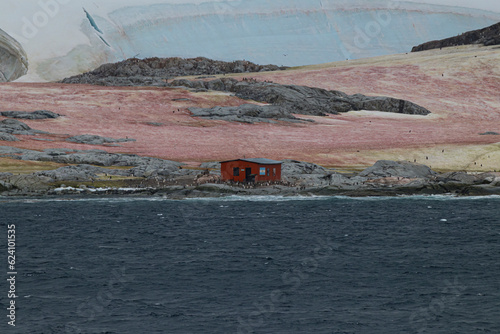 Sailing the Lemaire Chanel Antartic Peninsula photo