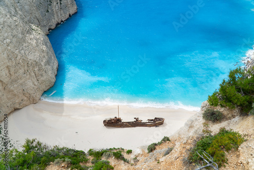 Fototapeta Naklejka Na Ścianę i Meble -  Navagio beach with the famous wrecked ship in Zante-Zakynthos, Greece