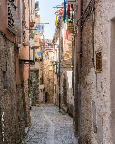 Tableau sur toile Scenic sight in Maranola, small village overlooking Gaeta gulf, province of Latina, Lazio, central Italy