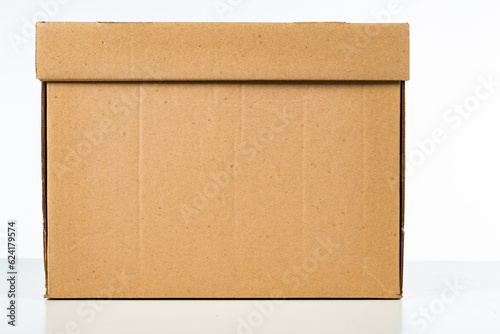 Cardboard box. Carton conta...