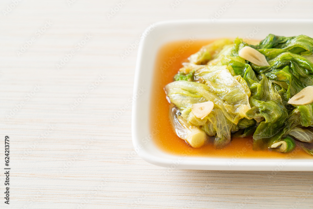 Stir fried Iceberg lettuce with Oyster sauce Stir fried Iceberg lettuce with Oyster sauce