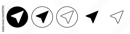 Compass icon set. arrow compass icon vector