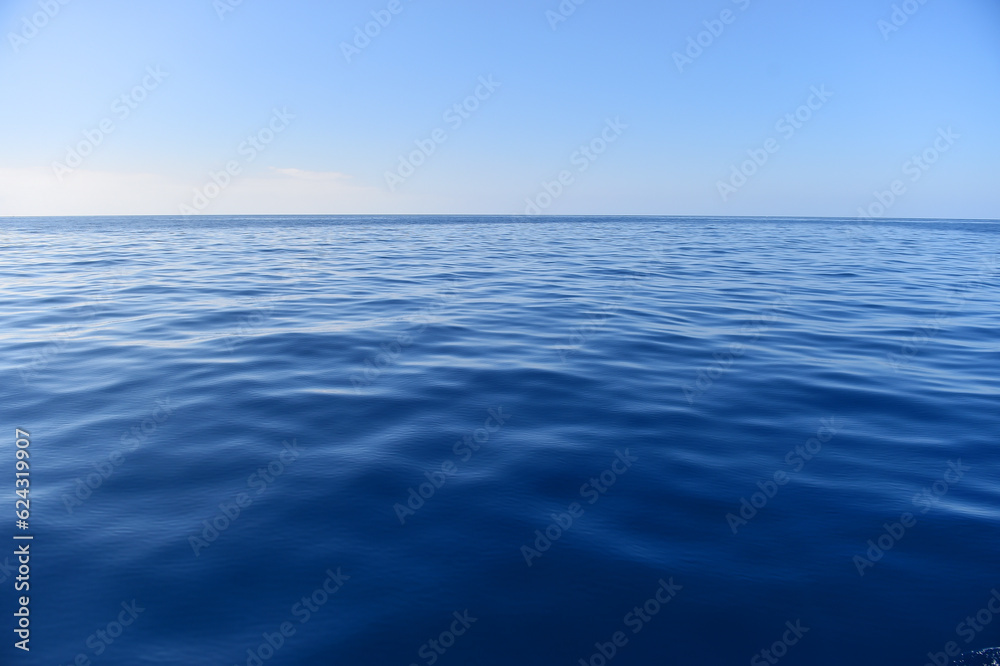 Obraz premium el mar mediterraneo en tranquilidad