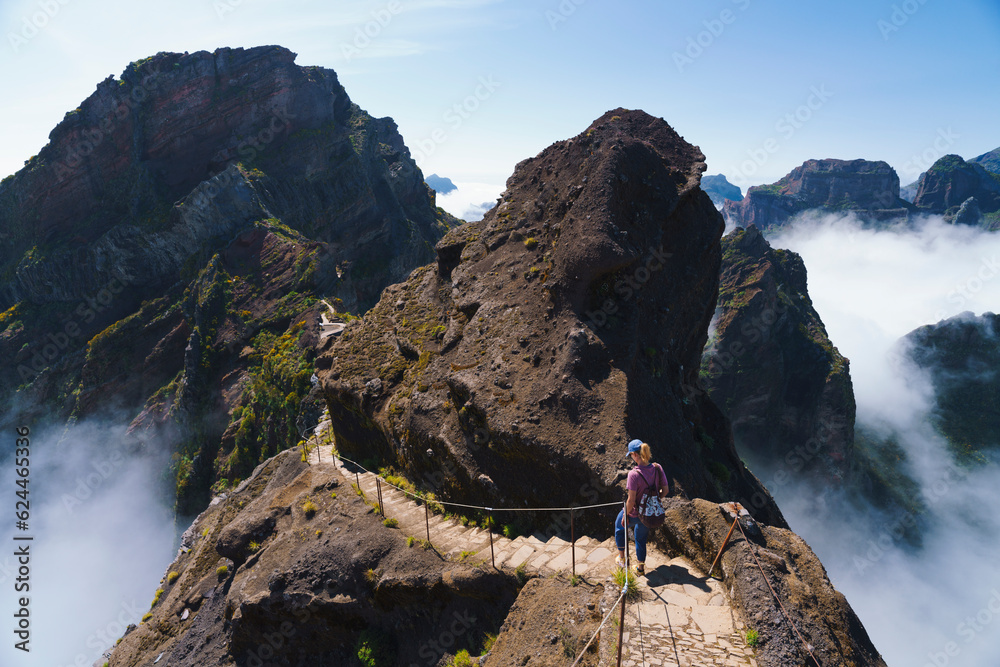 Hiker on PR1 Pico do Arieiro Pico Ruivo trail Stairway to Heaven Madeira Portugal StockFoto