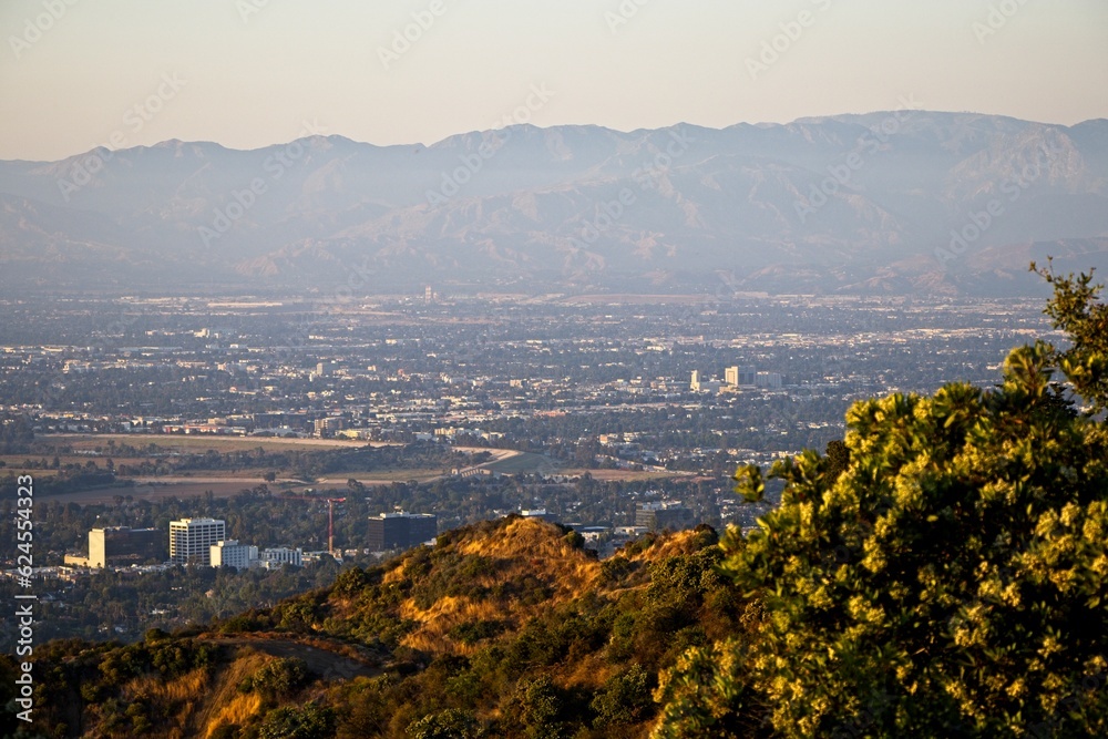 Obraz premium Sunset from the Santa Monica Mountains in Los Angeles