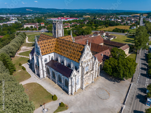 Monastère de Brou à Bourg en Bresse en drone 