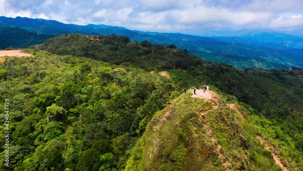 Montaña grabada con drone Lapso de tiempo Montaña grabada con drone Lapso de tiempo