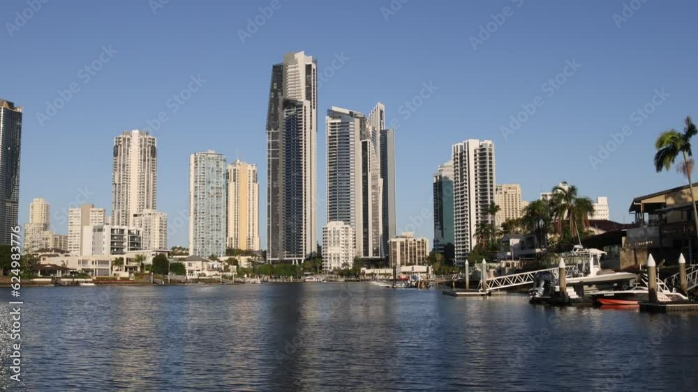 Cruising Along the City's Scenic Waterfront Cruising Along the City's Scenic Waterfront