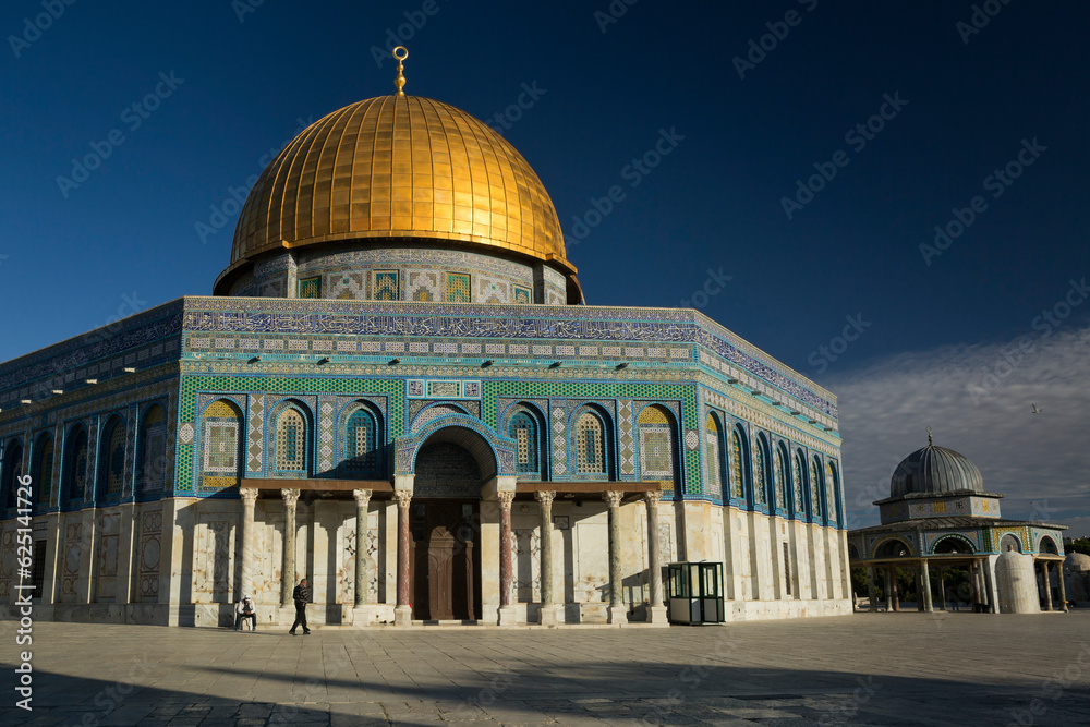 Dome of the Rock, with the Dome of the Chain behind, on the Temple Mount of the Old City of Jerusalem