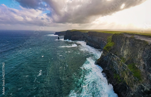 Canvas Print Scenic aerial view of Cliffs of Moher at sunrise