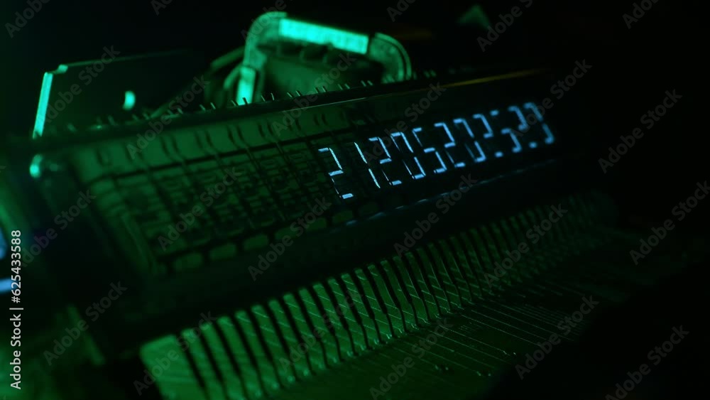 The numbers on the display change. Close-up of a vintage electronic device. The numbers on the display change. Close-up of a vintage electronic device.