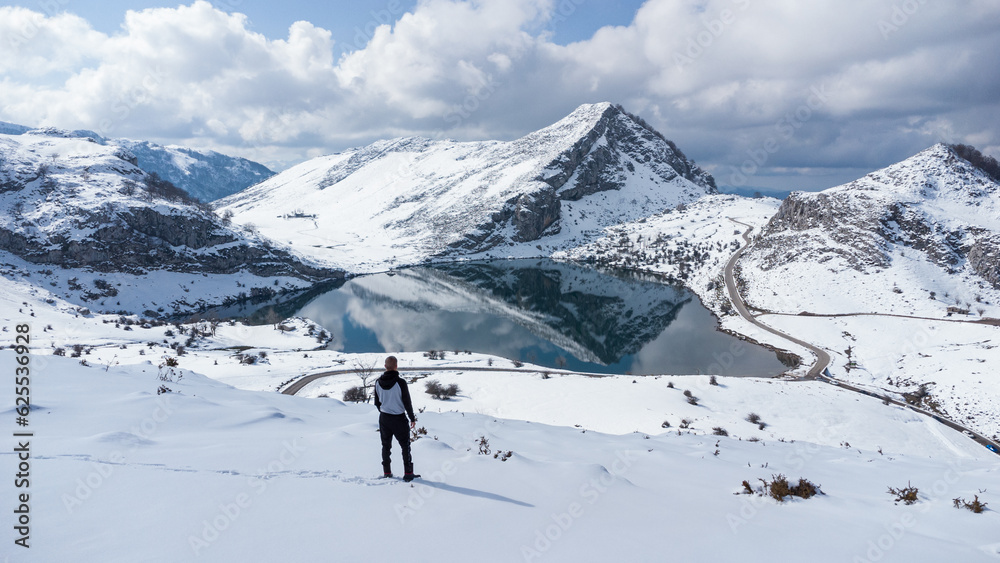 De cara ante los PICOS DE EUROPA (ASTURIAS)