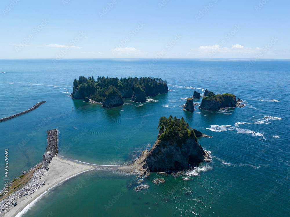 Rugged sea stacks are found off of the scenic Rialto Beach in Olympic National Park, Washington. This beautiful area is found at the mouth of the Quillayute River.