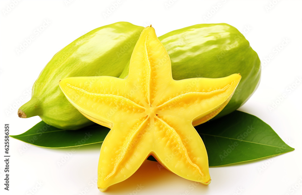 Fototapeta premium carambola isolated on white background