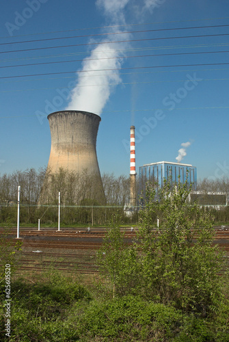 Centrale nucléaire, Montceau les mines, 71, Saône et Loire, France photo