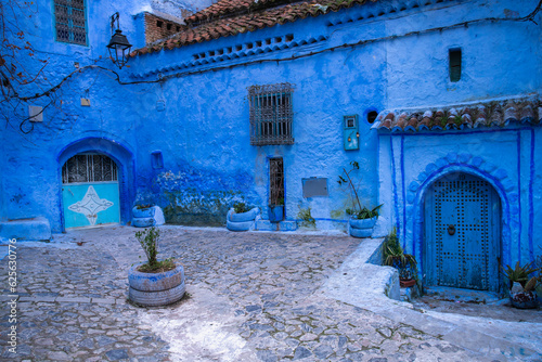 Blue shade of houses, street and alley in Chefchaouen, a city in northwest Morocco where is noted for its buildings in shades of blue, for which it is nicknamed the Blue City © Somkiat