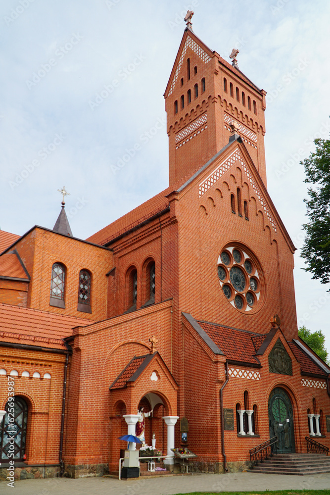 Obraz premium Костёл Святого Симеона и Святой Елены