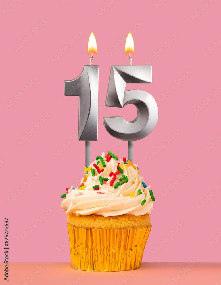 Number 15 candle with cupcake - Birthday card