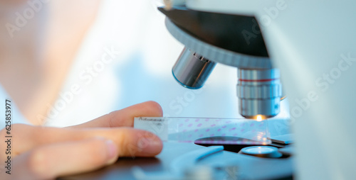Foto Biological membrane investigation: Microscopes enable studying the str
