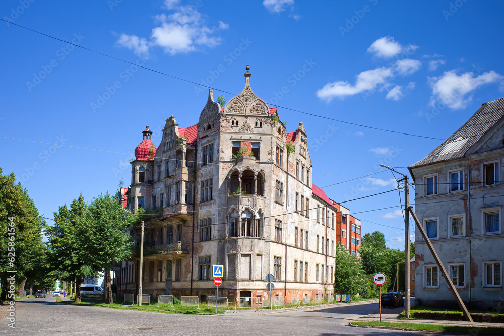 Fototapeta premium Beautiful building in need of restoration in Sovetsk, Russia.
