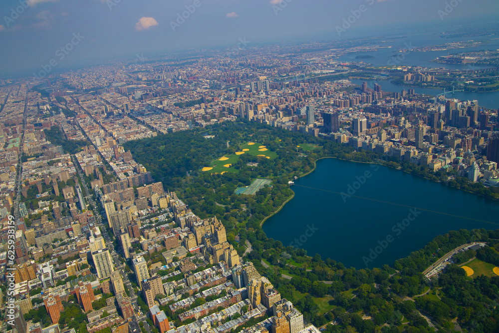 Fototapeta premium Helicopter flight over New York