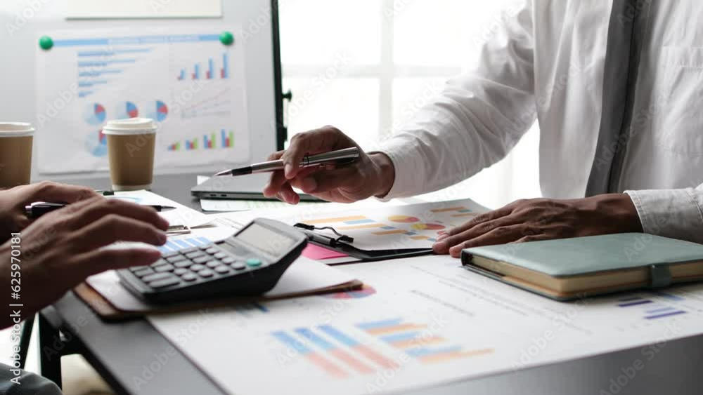 Meeting to discuss the analysis of financial growth charts of business and marketing to plan business strategies and investments. Meeting to discuss the analysis of financial growth charts of business and marketing to plan business strategies and investments.
