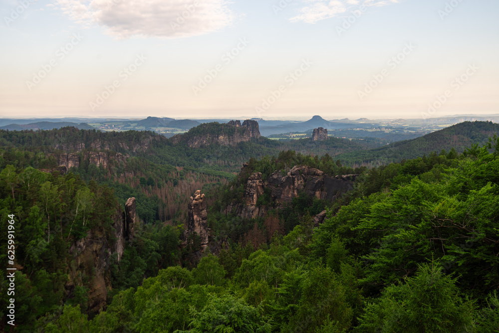 Obraz premium Landschaft in der Sächsischen Schweiz 