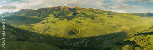 Foto East River Valley Summer Sunset Panorama