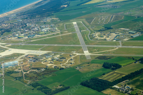 Quadro su tela Military Air Base Aerial View