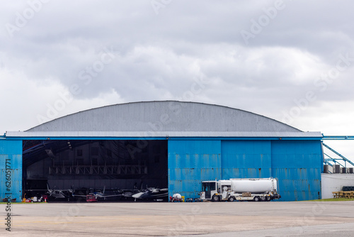 Large Aircraft Hangars