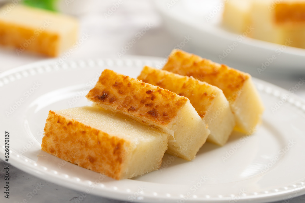 Traditional Chinese baked sweet cassava cake