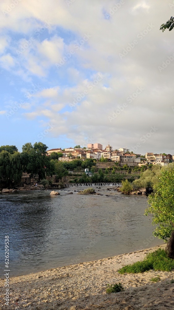 Paisagem norte da cidade e Rio Tâmega - Amarante, Porto, Portugal