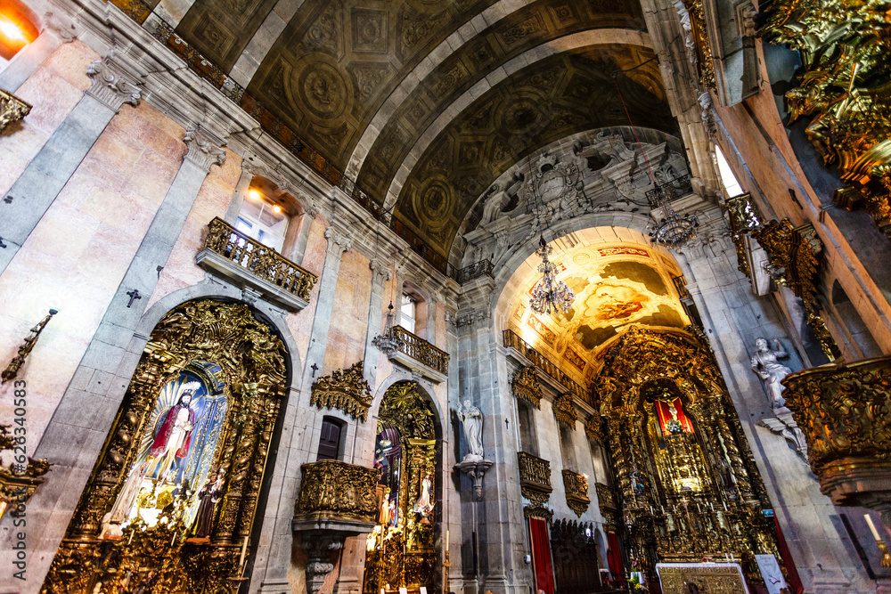 Rich decorated interior of the igreja do Carmo, a Roman Catholic church in Porto, Portugal, Europe