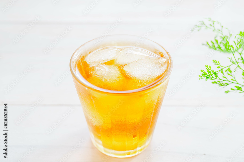 キンキンに冷えたお茶 キンキンに冷えたお茶