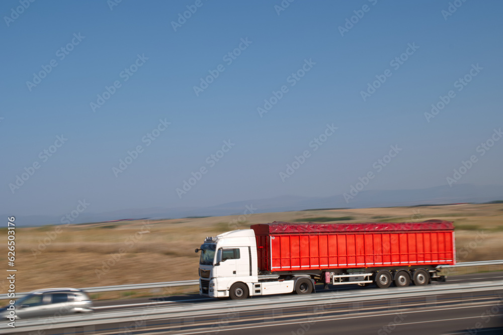 ciężarówka, logistyka, fracht, transport samochodowy, ciężarówka, transport, pojazd, transport, dostawa, poruszanie się, autostrada, prędkość, wysyłka, droga, szybki, ruch, - obrazy, fototapety, plakaty 