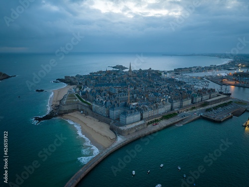 St Malo photographie en drone au petit matin