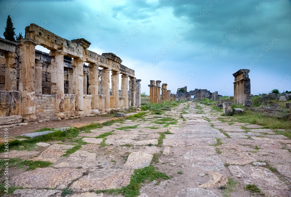 Ruiny Antycznego Miasta Hierapolis  Turcja  - Latryny 