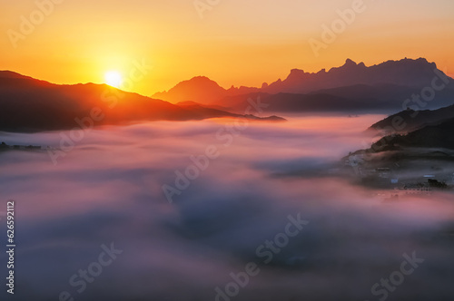 sunrise over the mountains © Abdullrahman Almalki