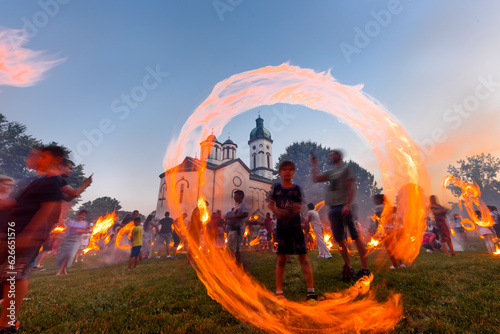 Fotografía Loznica, Serbia - July 11, 2023: LilaLo Festival is a music and performance festival, dedicated to the regional folk authentic tradition as “lilanje” as well creative potentials of young people