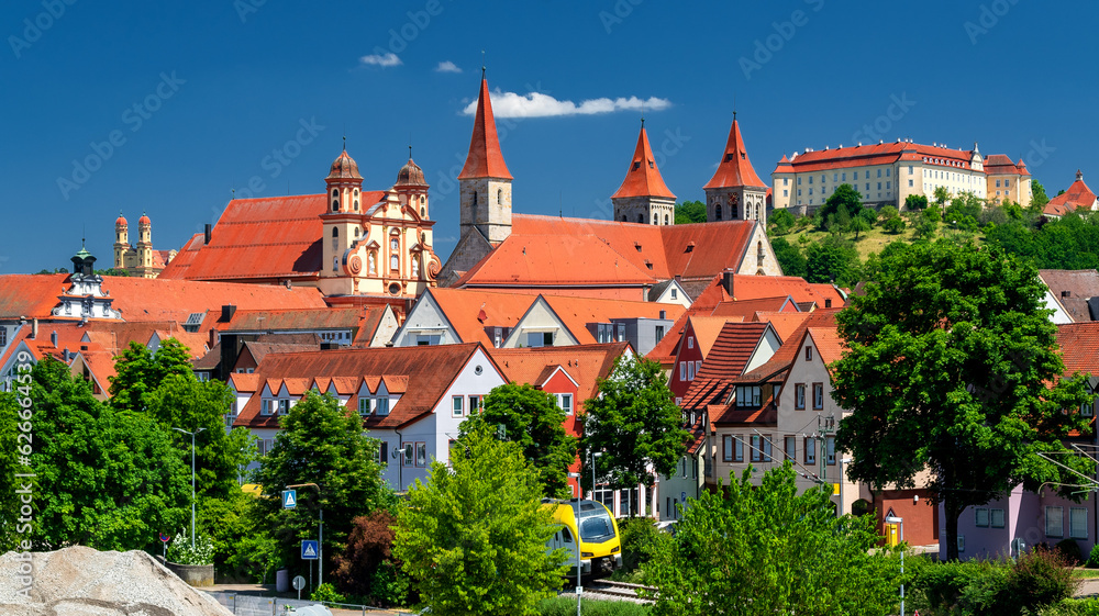 Stadtansicht von Ellwangen an der Jagst im Osten Baden-Württembergs, Deutschland Stadtansicht von Ellwangen an der Jagst im Osten Baden-Württembergs, Deutschland