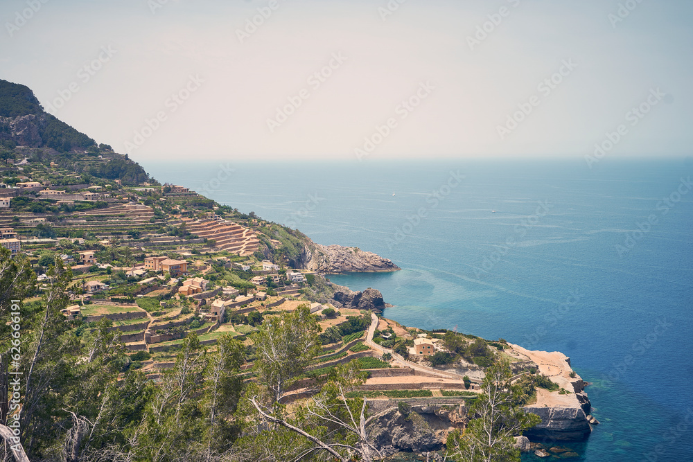 Blick auf die Terrassen von Banyalbufar auf Mallorca